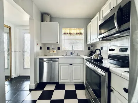 7891 N Sunrise Lakes Drive Sunrise FL 33322