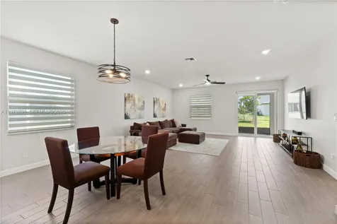 1162 Haywagon Trail Loxahatchee FL 33470