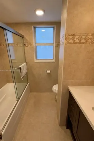3661 Via Poinciana Lake Worth FL 33467