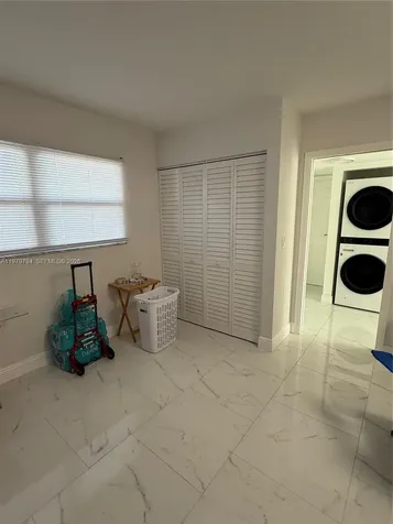 3661 Via Poinciana Lake Worth FL 33467