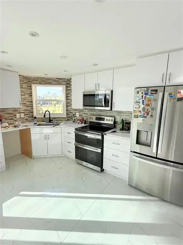 3661 Via Poinciana Lake Worth FL 33467