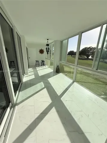 3661 Via Poinciana Lake Worth FL 33467