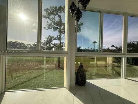 3661 Via Poinciana Lake Worth FL 33467