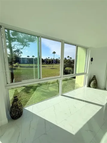 3661 Via Poinciana Lake Worth FL 33467