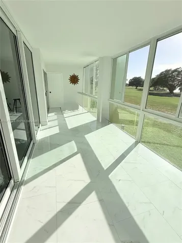 3661 Via Poinciana Lake Worth FL 33467