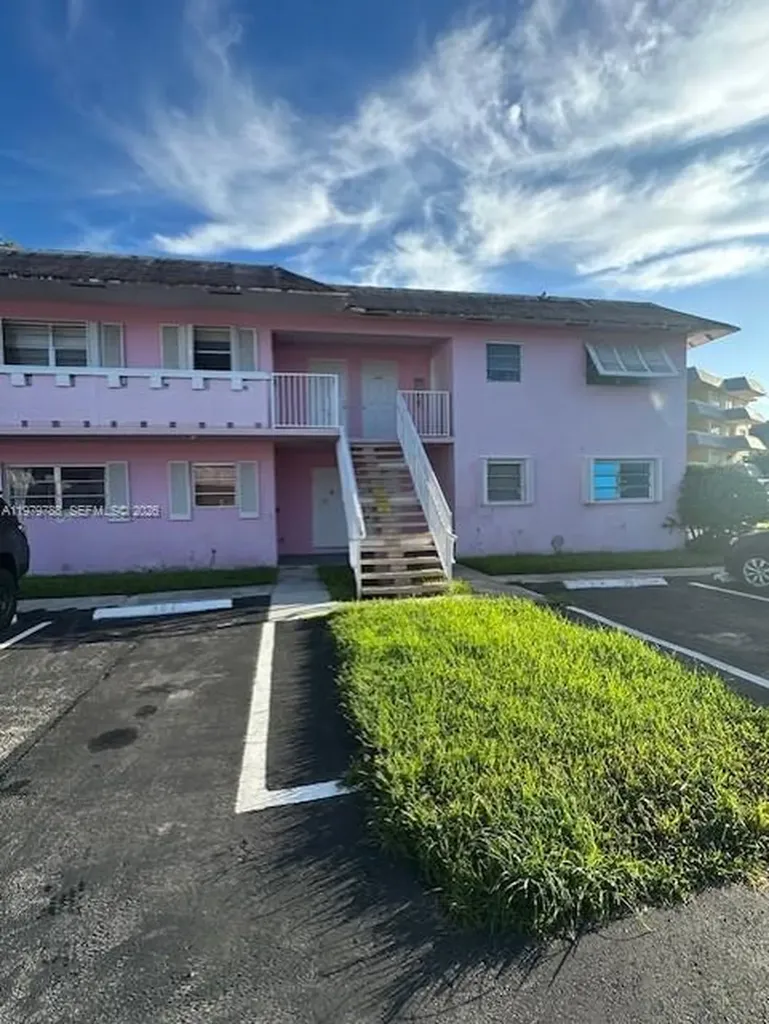 7500 SW 82nd Street Miami FL 33143