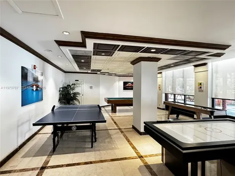 18151 NE 31st Court Aventura FL 33160