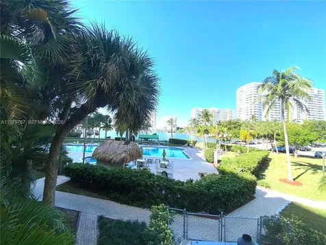 18151 NE 31st Court Aventura FL 33160