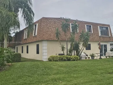 161 SE Village Drive Port Saint Lucie FL 34952