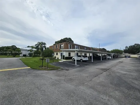 161 SE Village Drive Port Saint Lucie FL 34952