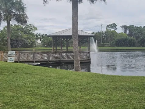 161 SE Village Drive Port Saint Lucie FL 34952