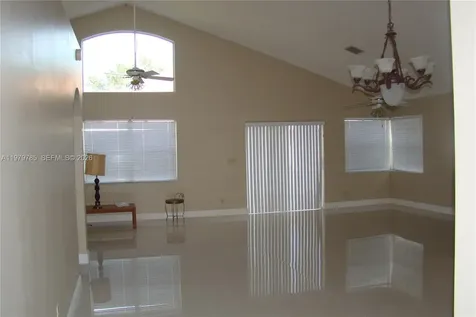 2784 Oakleigh Lane Davie FL 33328