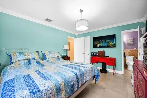 8935 SW 186th Terrace Cutler Bay FL 33157