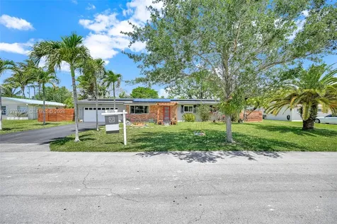 8935 SW 186th Terrace Cutler Bay FL 33157