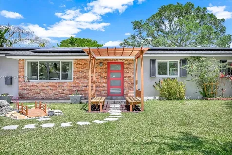 8935 SW 186th Terrace Cutler Bay FL 33157