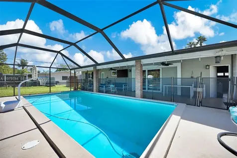 8935 SW 186th Terrace Cutler Bay FL 33157