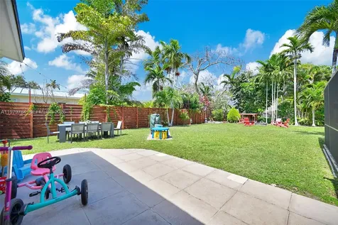 8935 SW 186th Terrace Cutler Bay FL 33157