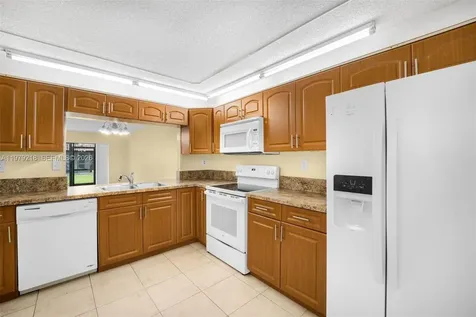 35 Cortez Way Davie FL 33324