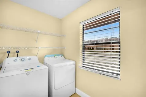 35 Cortez Way Davie FL 33324