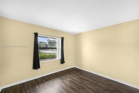 35 Cortez Way Davie FL 33324