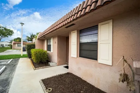35 Cortez Way Davie FL 33324