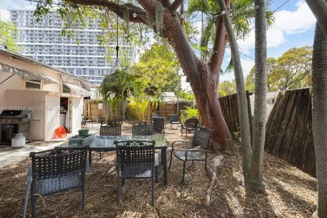 2710 SW 28th Court Miami FL 33133