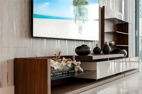 3101 S Ocean Drive Hollywood FL 33019
