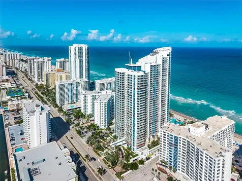 3101 S Ocean Drive Hollywood FL 33019