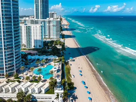 3101 S Ocean Drive Hollywood FL 33019