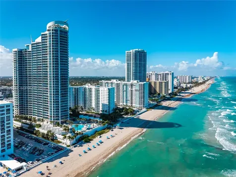 3101 S Ocean Drive Hollywood FL 33019