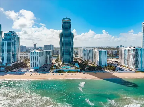 3101 S Ocean Drive Hollywood FL 33019