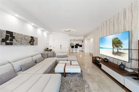 3101 S Ocean Drive Hollywood FL 33019