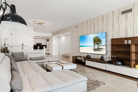 3101 S Ocean Drive Hollywood FL 33019
