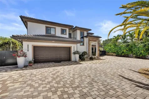 13676 SW 33rd Terrace Miami FL 33175