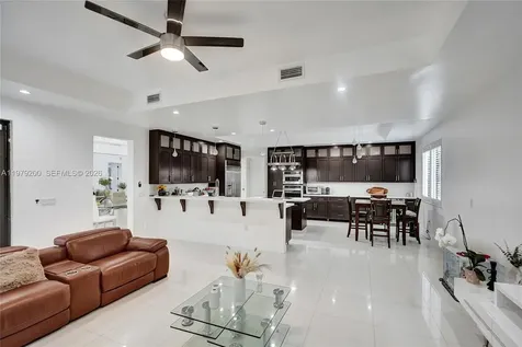 13676 SW 33rd Terrace Miami FL 33175