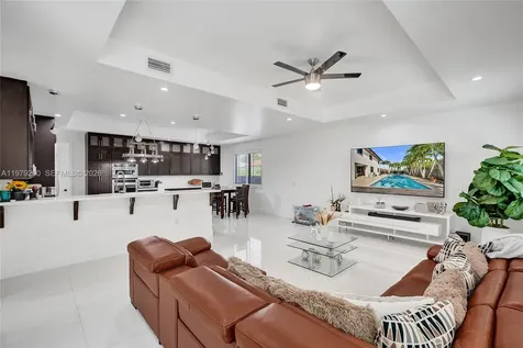 13676 SW 33rd Terrace Miami FL 33175