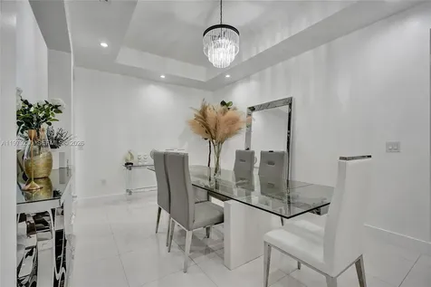 13676 SW 33rd Terrace Miami FL 33175