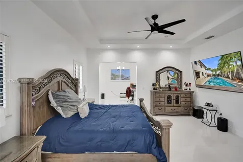13676 SW 33rd Terrace Miami FL 33175