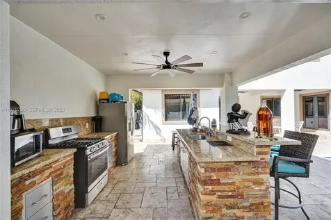 13676 SW 33rd Terrace Miami FL 33175