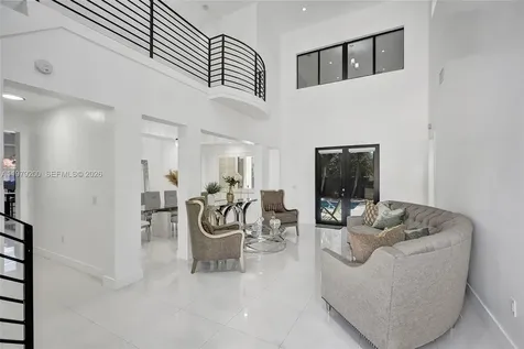 13676 SW 33rd Terrace Miami FL 33175
