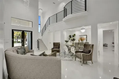 13676 SW 33rd Terrace Miami FL 33175