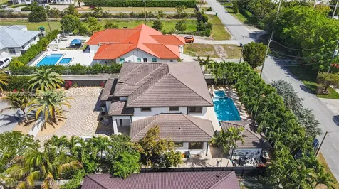 13676 SW 33rd Terrace Miami FL 33175