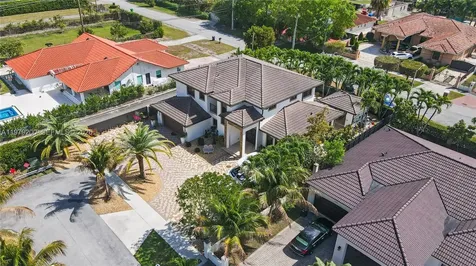 13676 SW 33rd Terrace Miami FL 33175