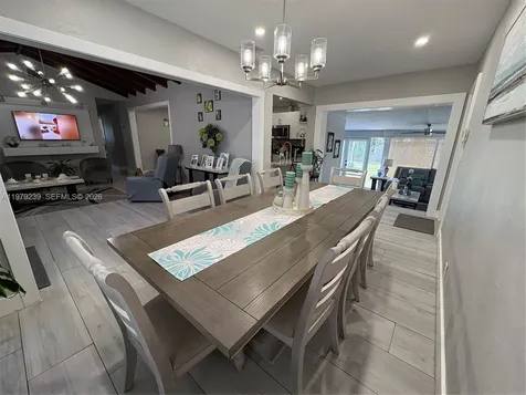 160 South Drive Miami Springs FL 33166
