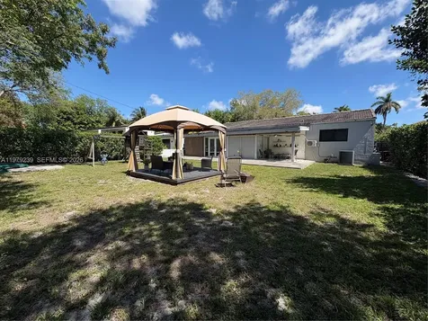 160 South Drive Miami Springs FL 33166