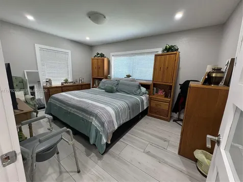 160 South Drive Miami Springs FL 33166