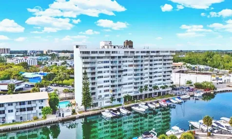 13155 Ixora Court North Miami FL 33181