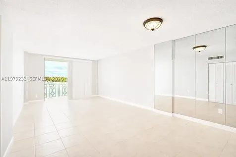 13155 NE Ixora Court North Miami FL 33181