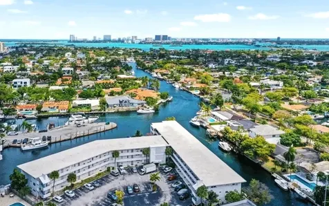 13155 Ixora Court North Miami FL 33181