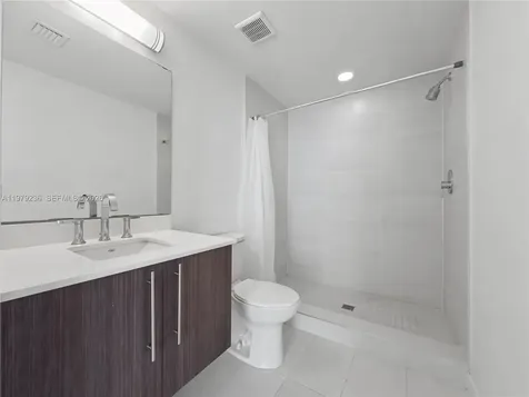 7661 NW 107th Avenue Doral FL 33178